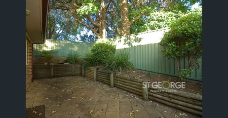 Tranquil & Private Modern Villa - Photo 4