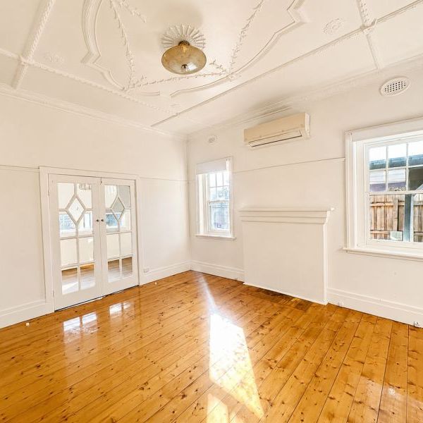 Charming Two-Bedroom Home in Convenient Mentone Location - Photo 1