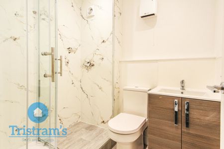 1 bed Apartment for Rent - Photo 3