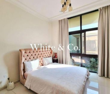 Beginning of Feb | Middle Unit | Spacious - Photo 2