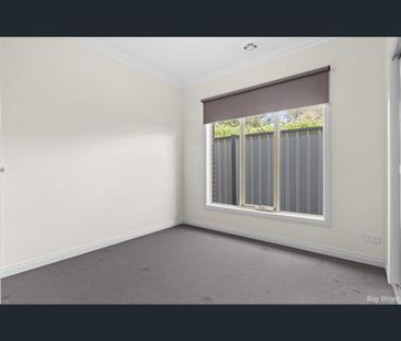 3/199 Greenvale Drive, Greenvale, Vic 3059 - Photo 2