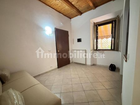 Bilocale viale Vittorio Veneto 1, Squarciarelli, Casalaccio, Pratone, Grottaferrata - Photo 3