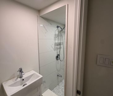 For Lease - 50 Moneypenny Place, Vaughan, Ontario - Photo 2