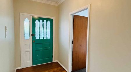 5A Avalon Crescent, Avalon - Photo 5