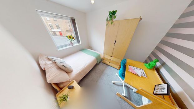 4 bedroom townhouse to rent - Photo 1