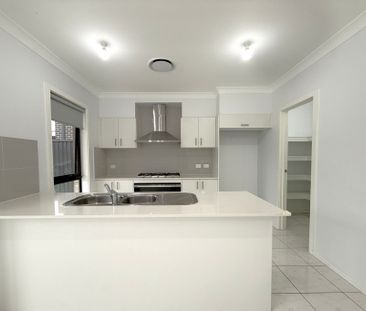 Perfectly Located Family Home Available Now! - Photo 1
