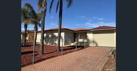 Updated Family Home In Convenient Location - Including Large Shed - Photo 3