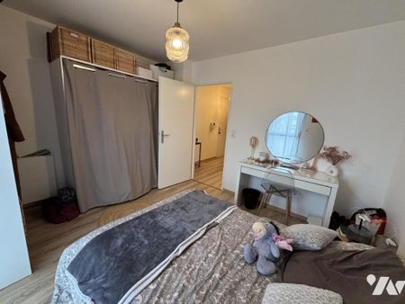 T2 dans la Résidence l'Echappée verte proche CHU avec place de parking - Photo 5