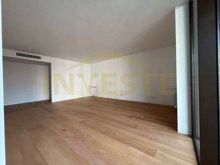 2 room luxury Apartment for rent in Lisbon, Portugal - Photo 4