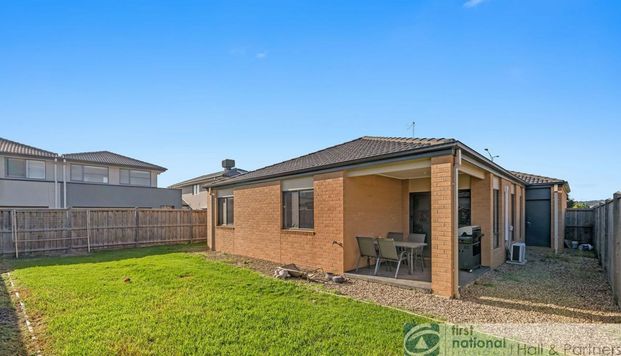 45 Flanagan Avenue, Officer - Photo 1