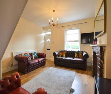 2 Bedroom Terraced To Let - Photo 3