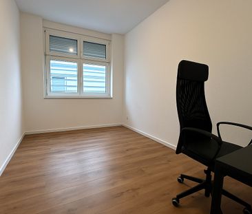 Ca. 118 m² große 4- Zimmer- Erdgeschosswohnung mit Terrasse, 2 Tage... - Photo 6