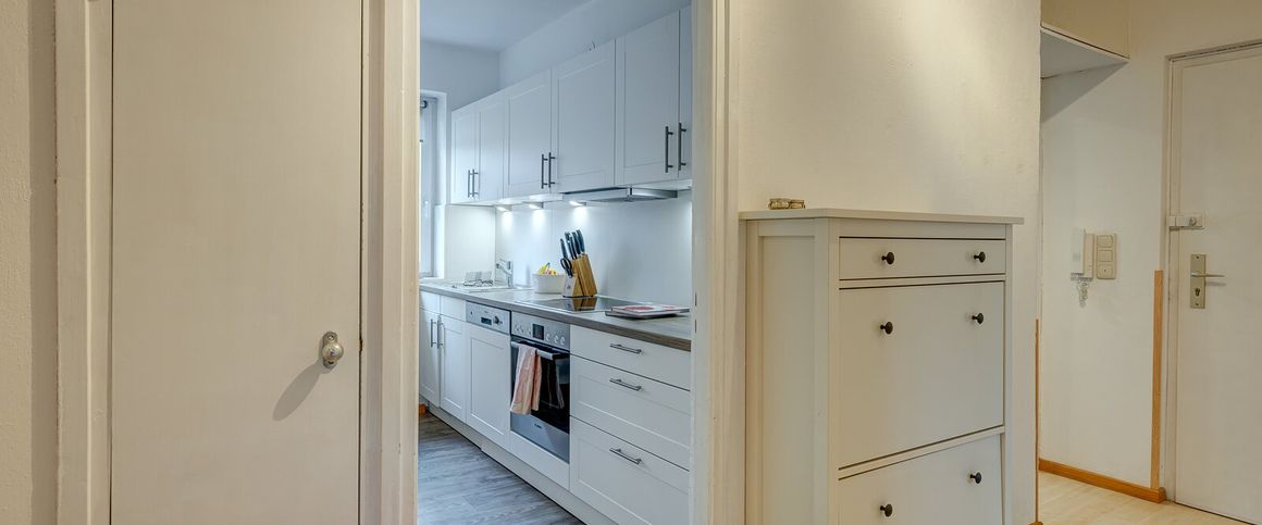 Charming apartment with balcony, mostly new furniture - Foto 1