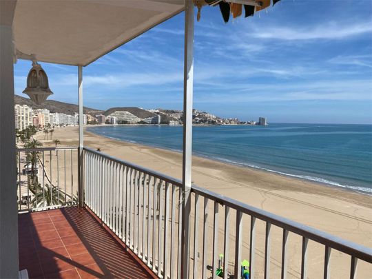 Piso de alquiler en Avenida Castelló, 12, Sant Antoni - Photo 1