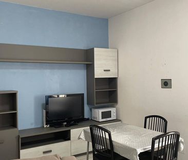 Bilocale buono stato, piano terra, San Donato, Bologna - Photo 1