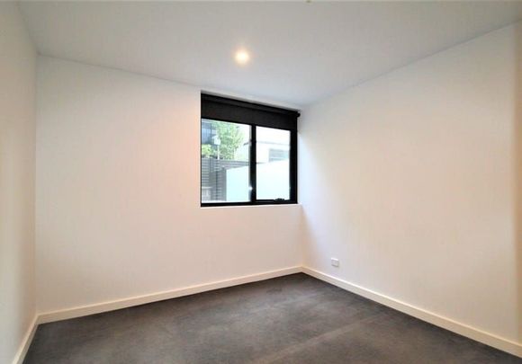 Ground Floor Delight Perfect for Entertaining - Photo 1