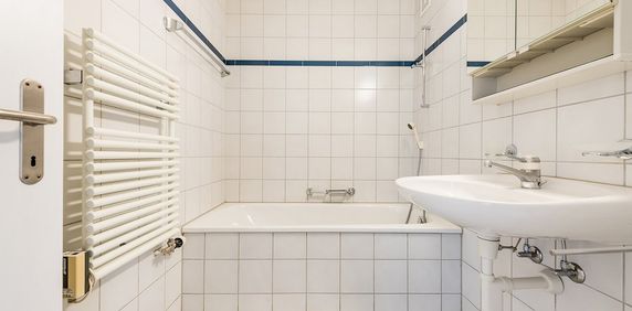 Komfortabel wohnen in gepflegtem Mehrfamilienhaus - Foto 2