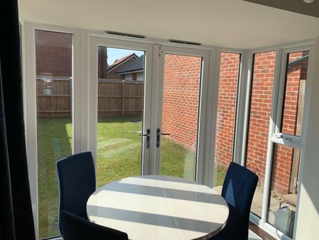 1 Tawny Grove, Coventry - Photo 2