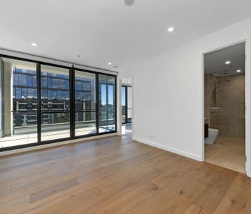 Modern Living in the Heart of Parkes - Photo 3