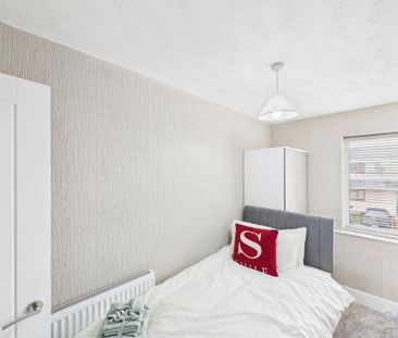 4 bedroom house of multiple occupation to rent - Photo 4