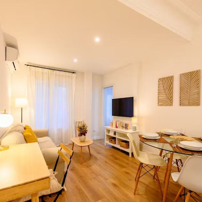 Calle de Juan Álvarez Mendizábal, Madrid, Community of Madrid 28008 - Foto 1