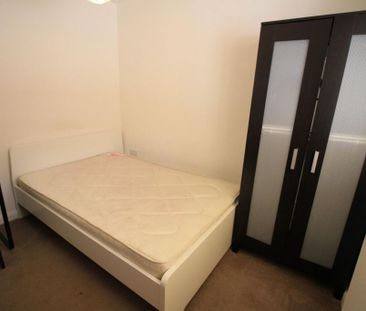 5 bedroom terraced house to rent - Photo 3