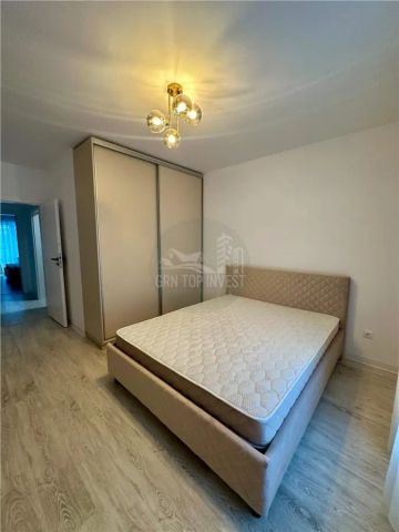 Apartament NOU 3 camere balcon si parcare privata zona Doamna Stanca - Photo 2