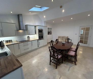 7 Kinnegar Road, Holywood, BT18 9JN - Photo 5