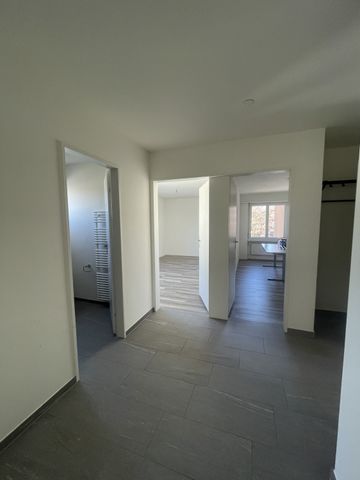 3.5 Zimmer, 76 m², 2. Stock - Photo 5