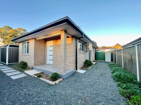 2 BEDROOM GRANNY FLAT!! - Photo 4