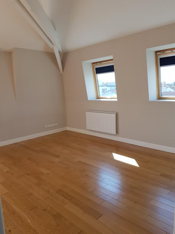 SAINT ANDRE LES VERGERS – Appartement de Standing T5 - Photo 3