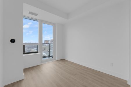 For Lease - 60 Central Park Roadway N/A Unit# 1014, Toronto, Ontario - Photo 2