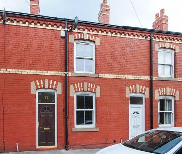2 bedroom terraced house to rent - Photo 2