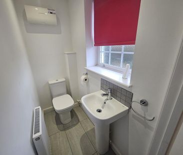 2 bedroom house to rent - Photo 1