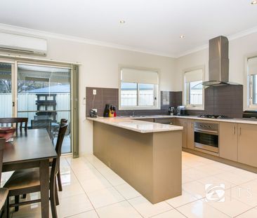 30A Houston Street, 3550, Quarry Hill Vic - Photo 2