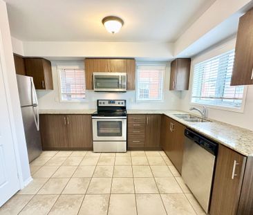 For Lease - 2476 Post Road Unit# 11, Oakville, Ontario - Photo 4