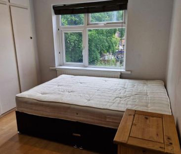 7 bedroom townhouse to rent - Photo 2