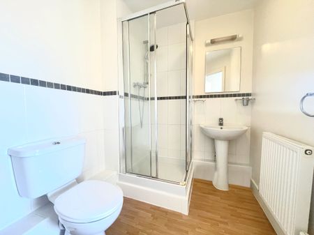 2 bedroom apartment to rent - Photo 5