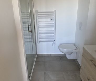 Location Appartement 2 pièces 43m² COGNAC 16100 - Photo 2