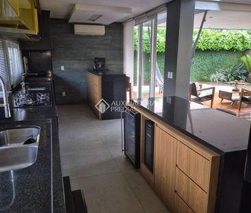 Casa em Condomínio com 3 quartos e 359m² para alugar em Vila Nova, ... - Photo 1