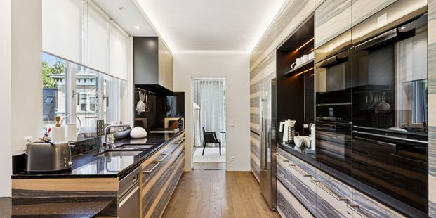 Exklusive Ruheoase mit Panoramablick - Photo 1