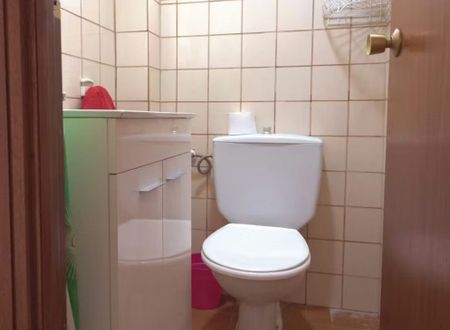 Carrer de Polo y Peyrolón, Valencia, Valencian Community 46021 - Photo 4