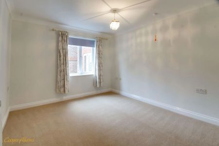 1 bed flat to rent in Arundel Road, Angmering, BN16 - Photo 3