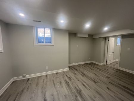 For Lease - 22 Amboise Crescent Unit# Basement, Brampton, Ontario - Photo 5