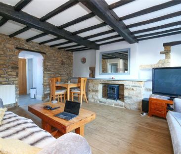2 bedroom terraced house to rent - Photo 2