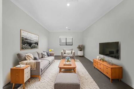 “Brand New 4 Bed Family Home - Close to School, Child Care & Shopping Centre!” - Photo 4