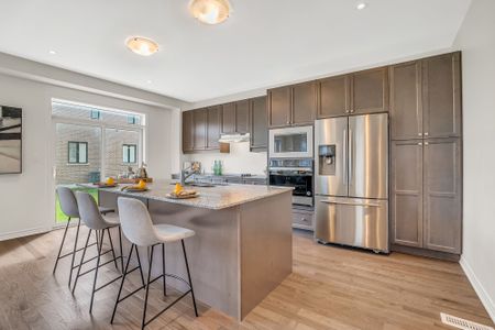 For Lease - 2091 Hallandale Street Unit# Main-Upper, Oshawa, Ontario - Photo 3