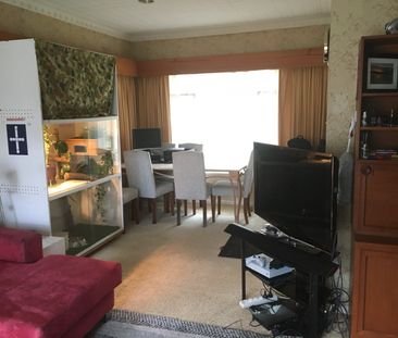 Eltham - Photo 2