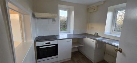 3 bedroom detached house to rent - Photo 4