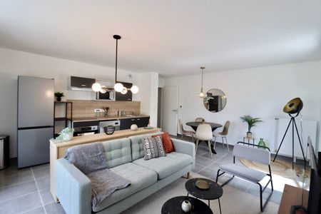 Robertsau récent 3 pièces meublé avec grande terrasse en attique et 1 parking - Photo 2